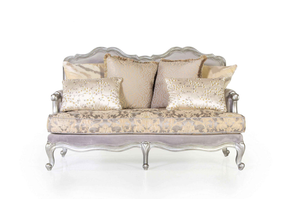 Traditional 3-Piece Living Room Set with Sofa, Loveseat & Chair